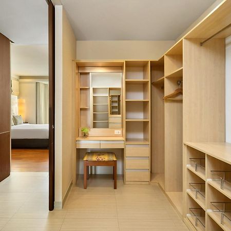 The Park Nine Hotel Srinakarin Bangkok Extérieur photo