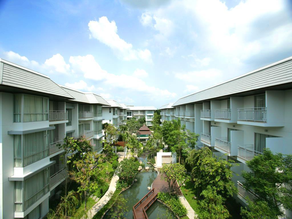 The Park Nine Hotel Srinakarin Bangkok Extérieur photo